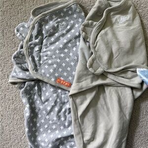 SwaddleMe Small/Medium Gray + White Cross Swaddle